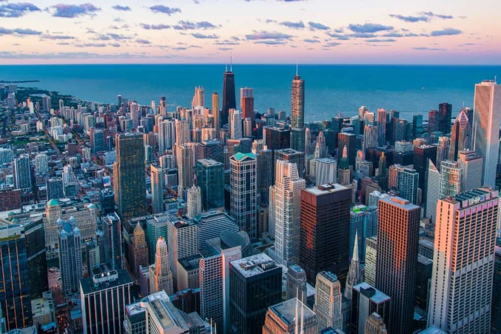 What Locals Love About Chicago: A Local's Guide to Life in the Windy City