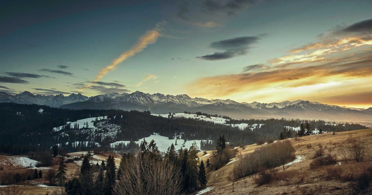 Chase Sapphire Preferred Refresh, Hyatt Transfer Rate Cut & Top Credit Card Deals This Week