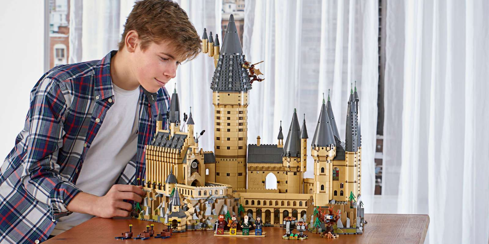 The Biggest LEGO Sets Ever Made, Including the Brand's New Record Breaker