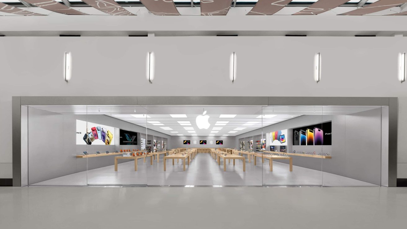 Pressure Mounts for Apple to Give Unionized Towson Workers Better Options as Store Closes