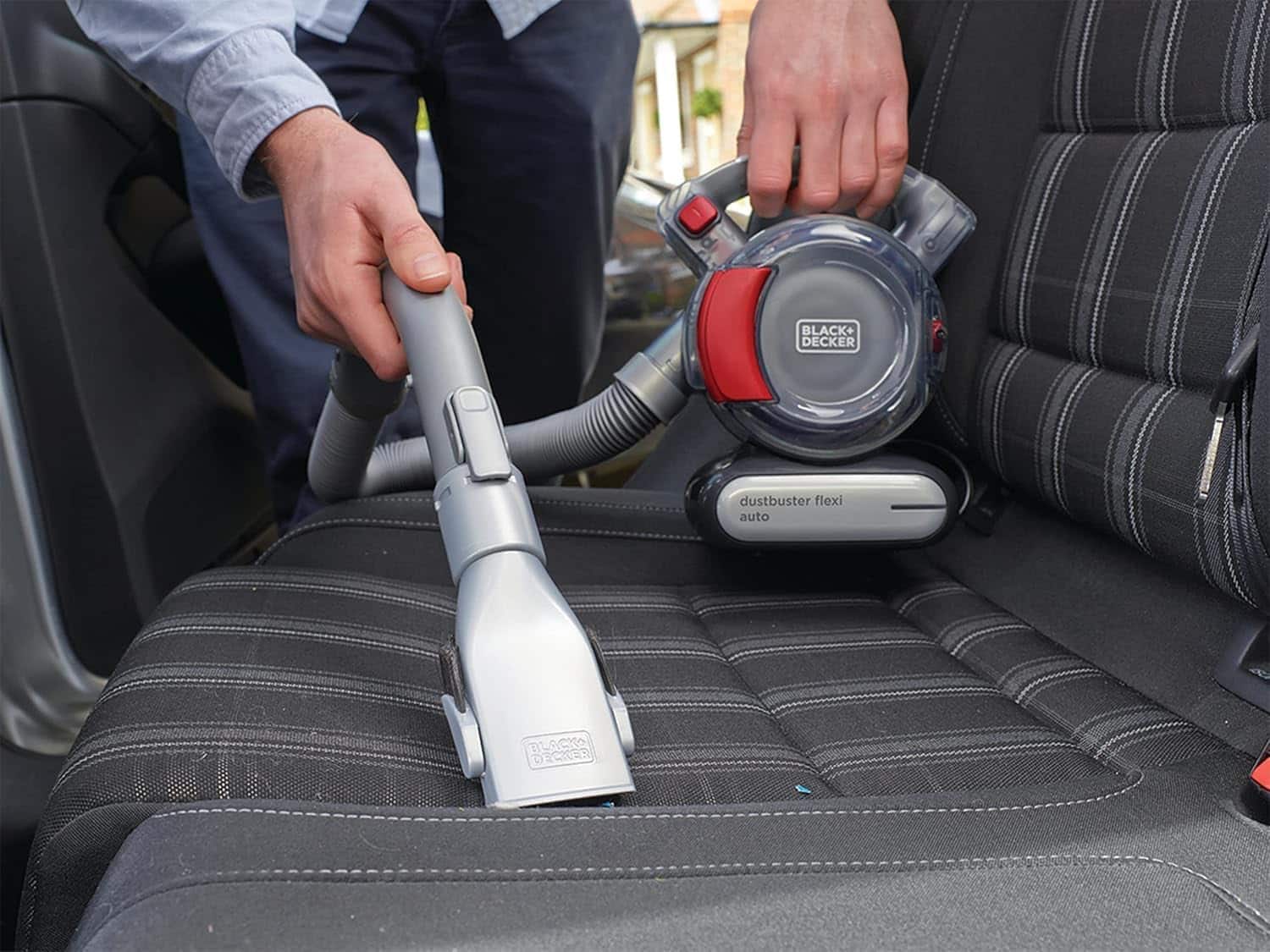 Aspirateur voiture portable : quel modèle sans fil choisir en 2026 ?