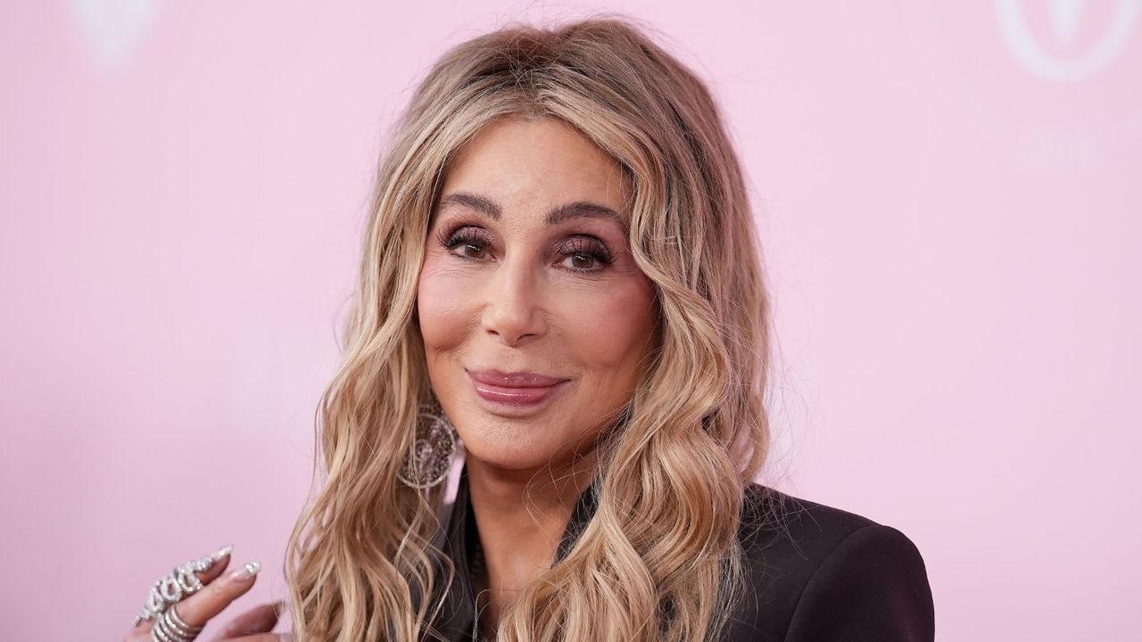Cher's '70s Garden Was a Masterclass in Using Low-Water Plants to Add Texture