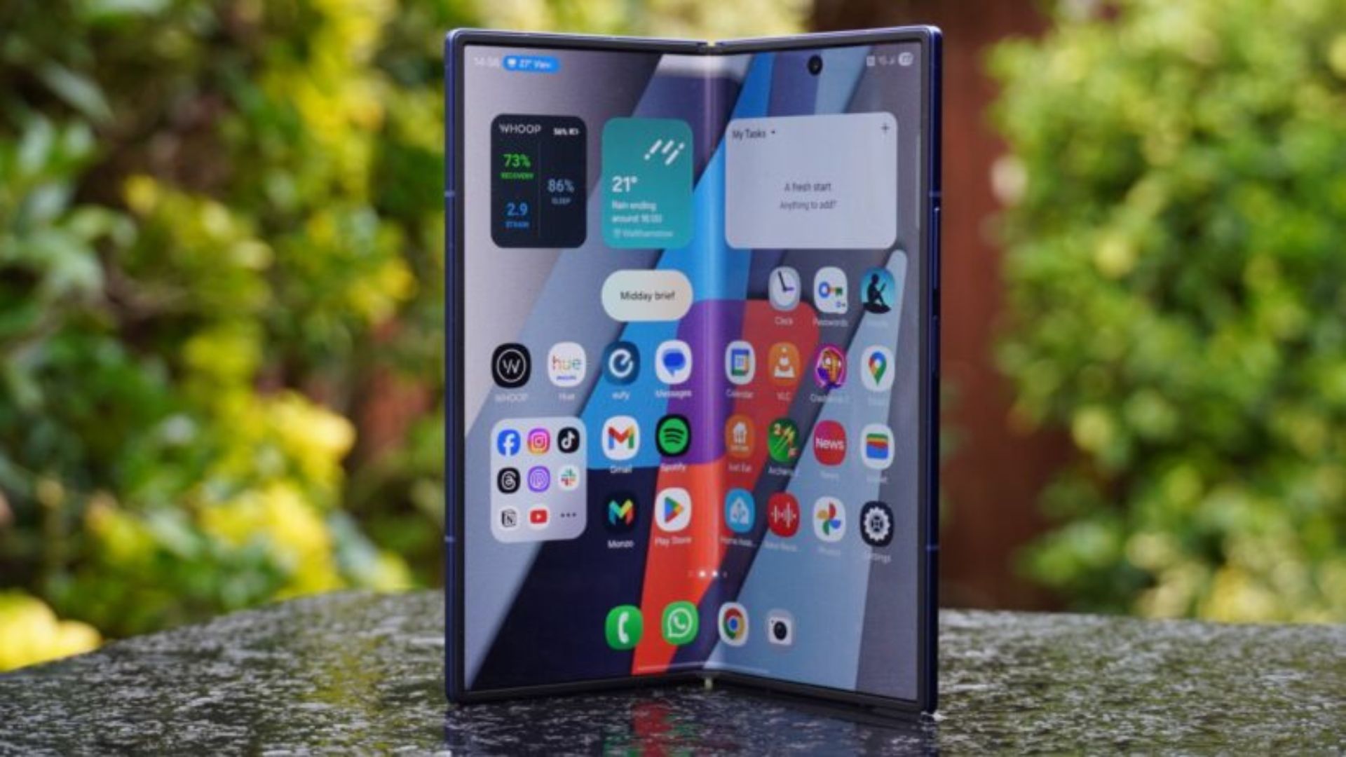 Samsung Galaxy Z Fold 8 and Flip 8 Leak: Size Changes Revealed in Screen Protector Images