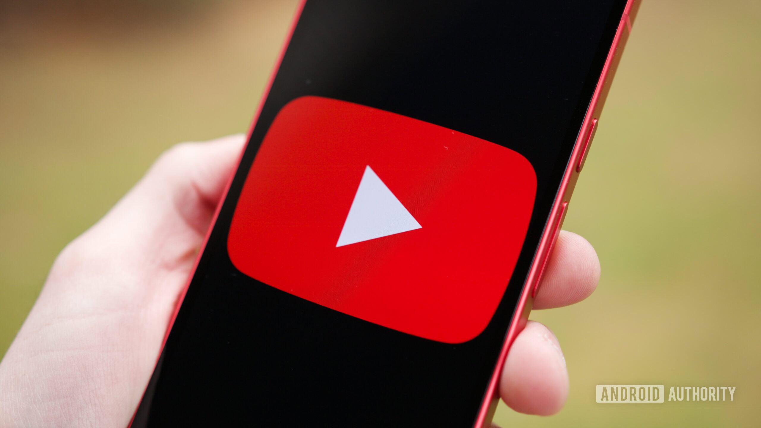 YouTube Is Testing a New Android Redesign That Could Confuse Long-Time Users
