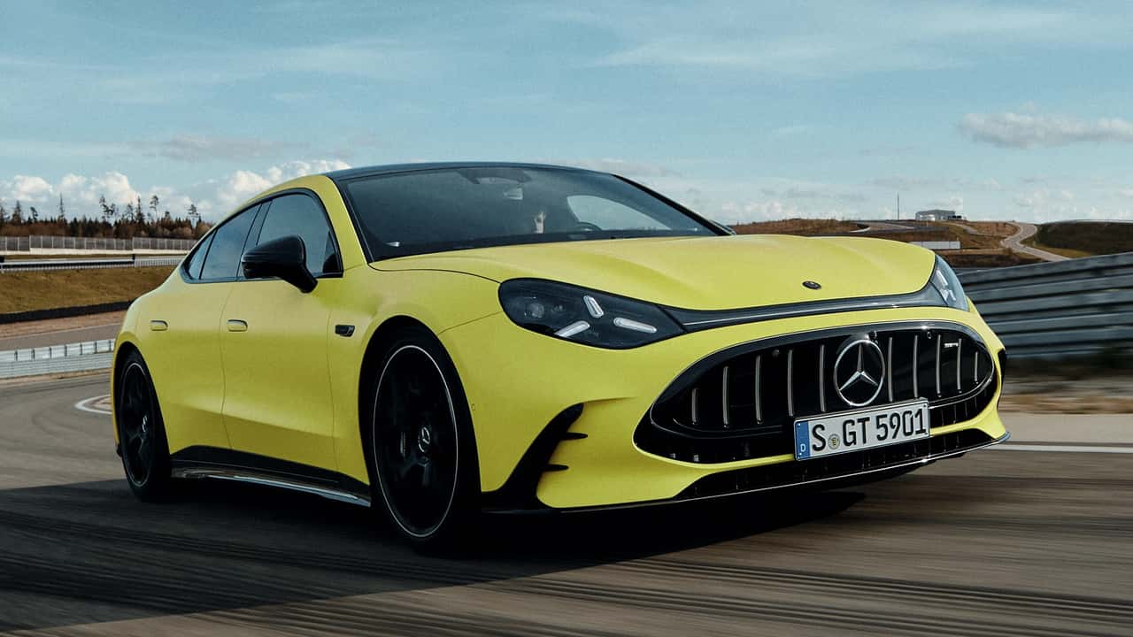 El nuevo Mercedes-AMG GT 4 Puertas Coupé eléctrico: potencia, lujo y precios