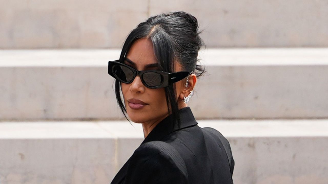 Kim Kardashian's Cavernous Greige Living Area Is a Study in Warm Minimalism – It Perfects 'Quietly Classy' Interiors for 2026