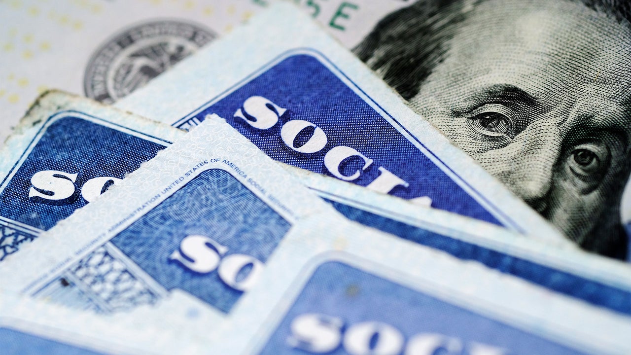 Social Security Recipients May See Payments Drop by 22% in Just Six Years