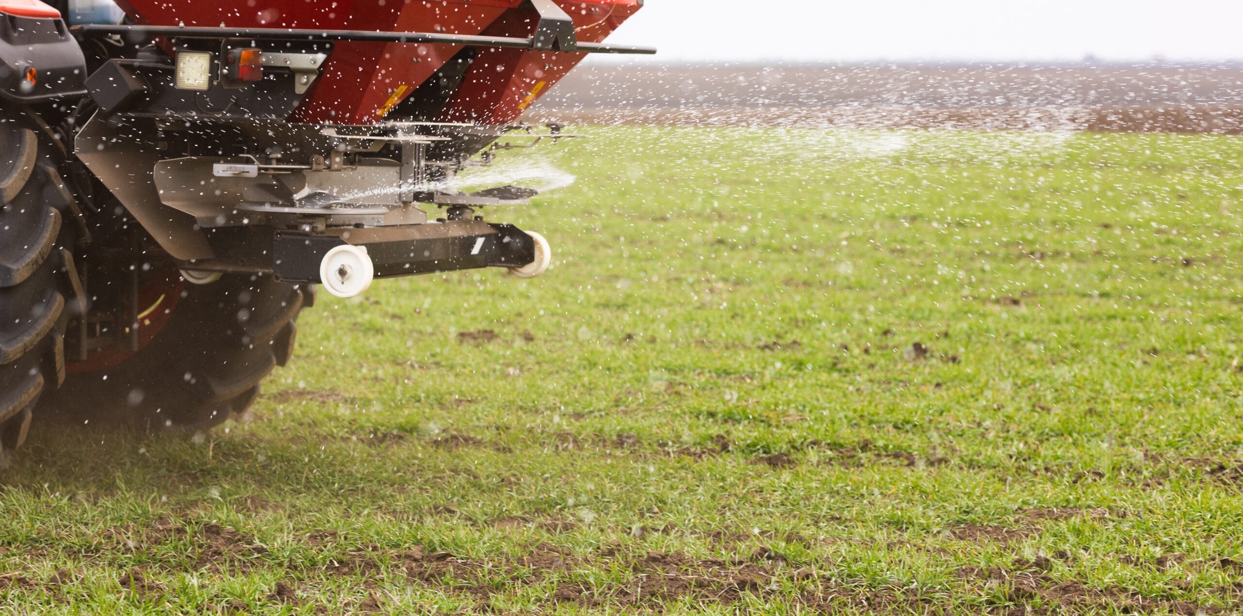 FMCSA Grants Hours of Service Waiver for Fertilizer Haulers in 34 States