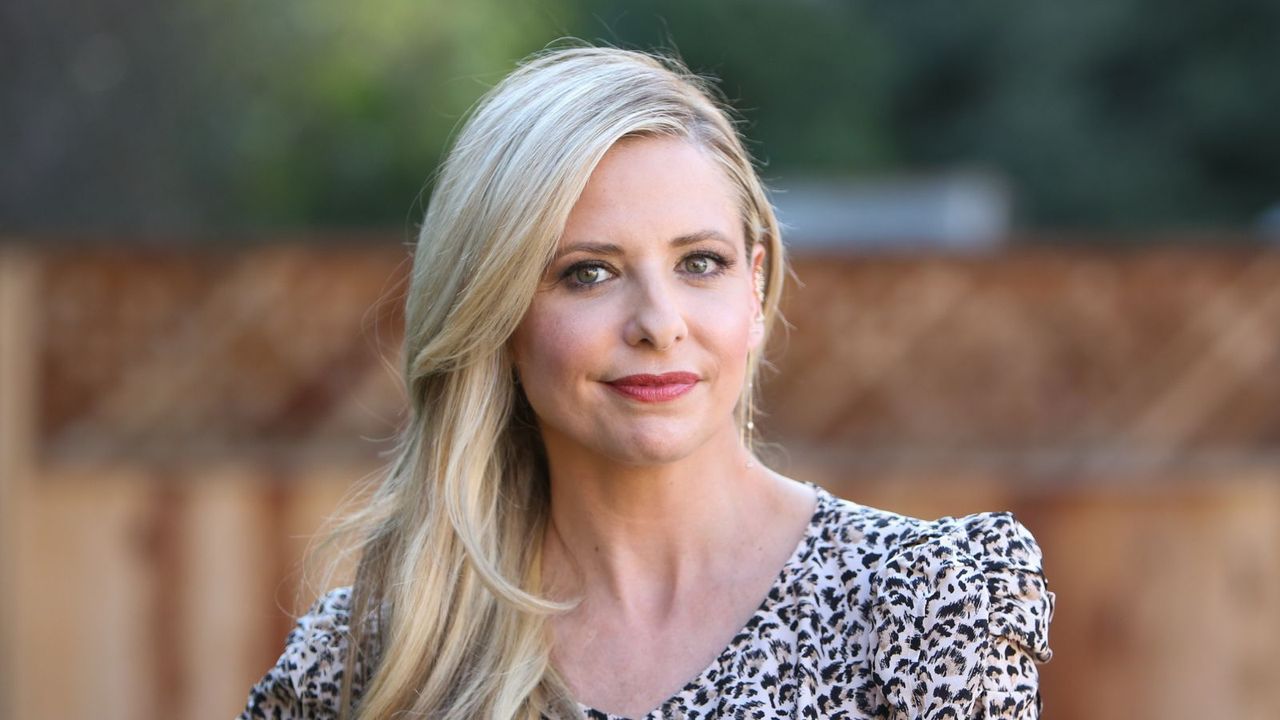 Sarah Michelle Gellar's Brentwood Home Perfects Warm California Minimalism in Mandeville Canyon