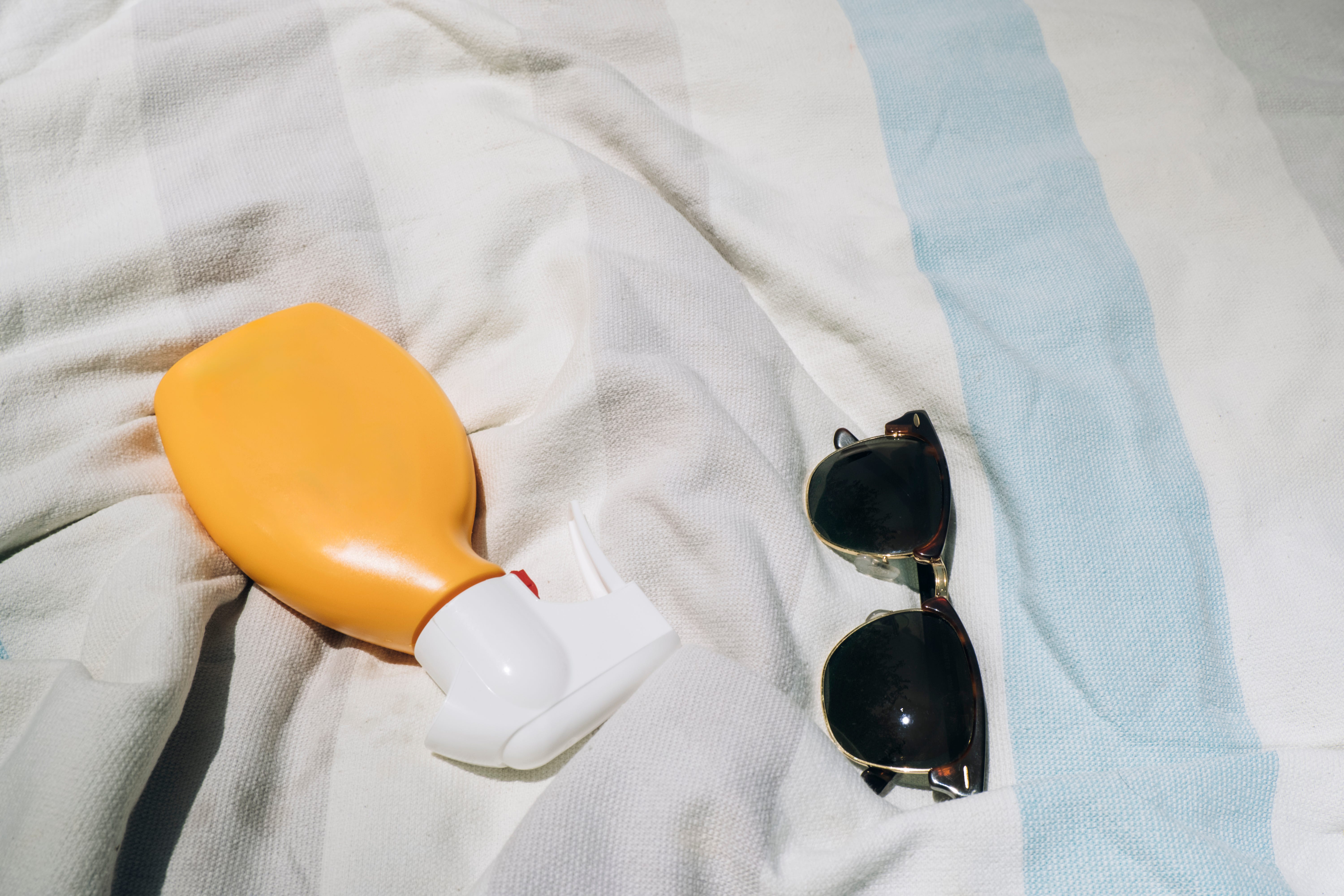 Laundry Experts Reveal the Best Way to Get Rid of Sunscreen Stains on Clothes