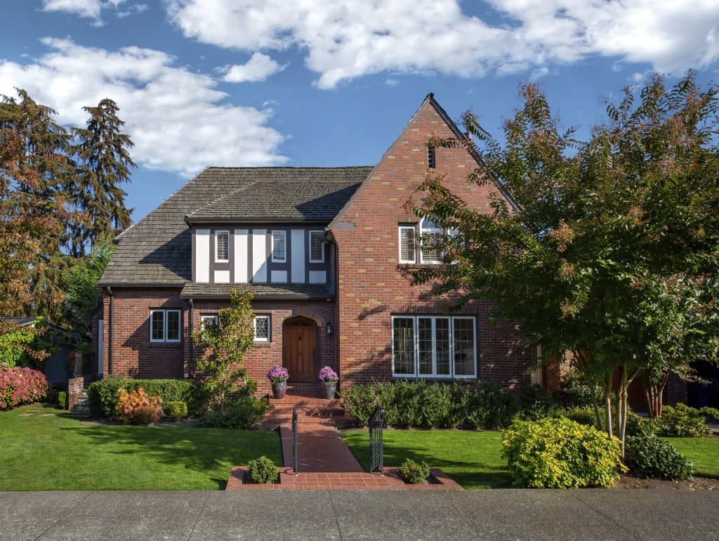 Is the Housing Market Going to Crash? What Experts Say in 2025
