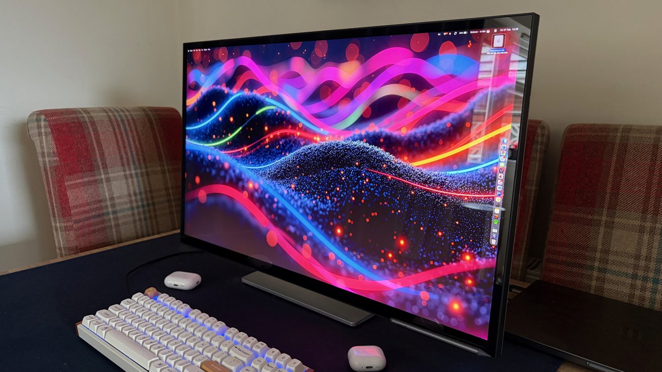 Alogic Clarity Touch 6K Monitor Review: A $2,500 Alternative to Apple's Pro Display XDR