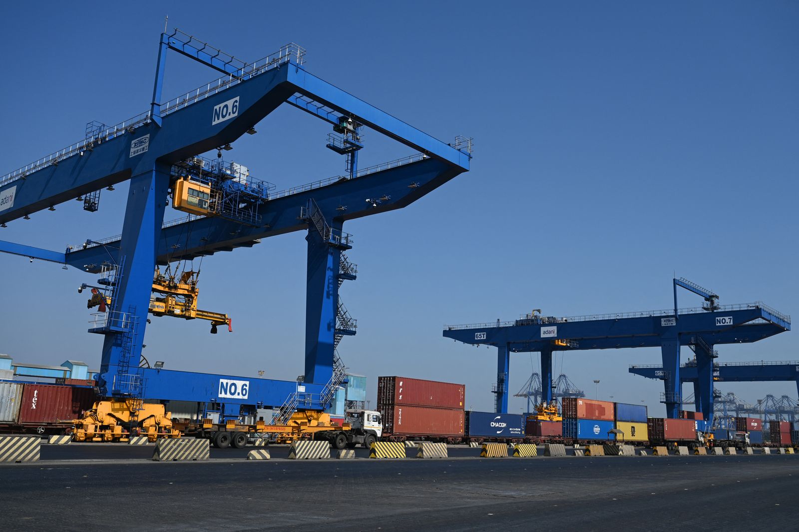 Rail Congestion Adds to Inland Delays from India's Mundra Port