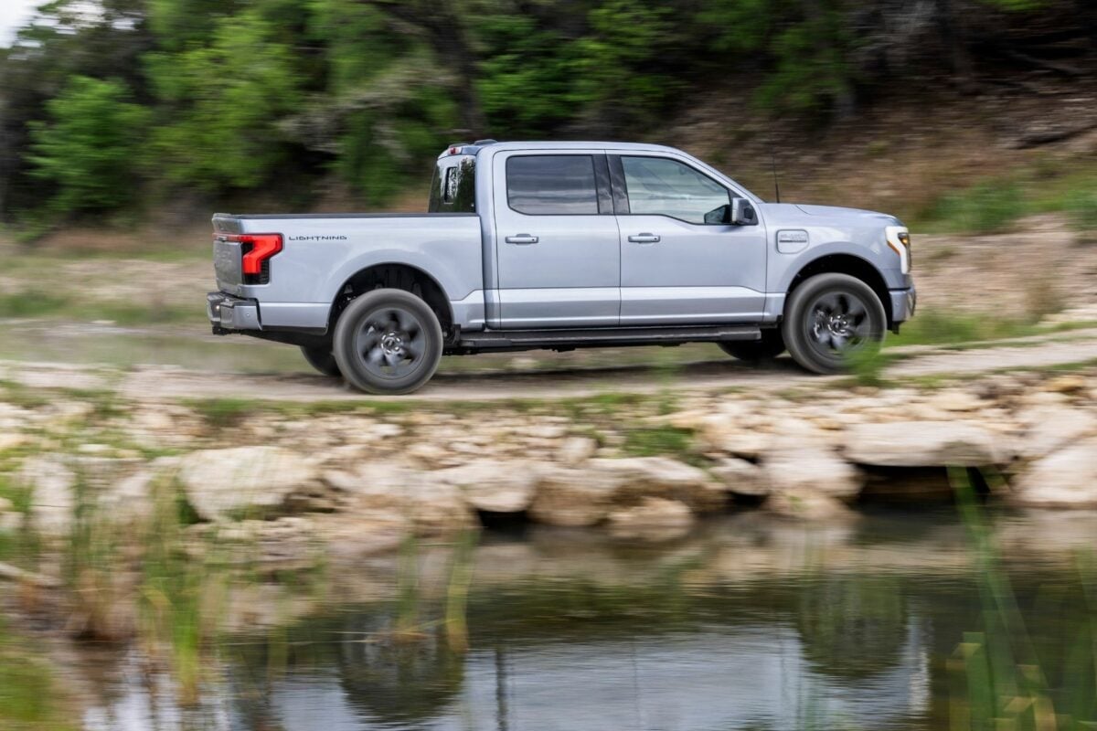 Après le F-150 Lightning, Ford change complètement de stratégie avec son futur pick-up électrique