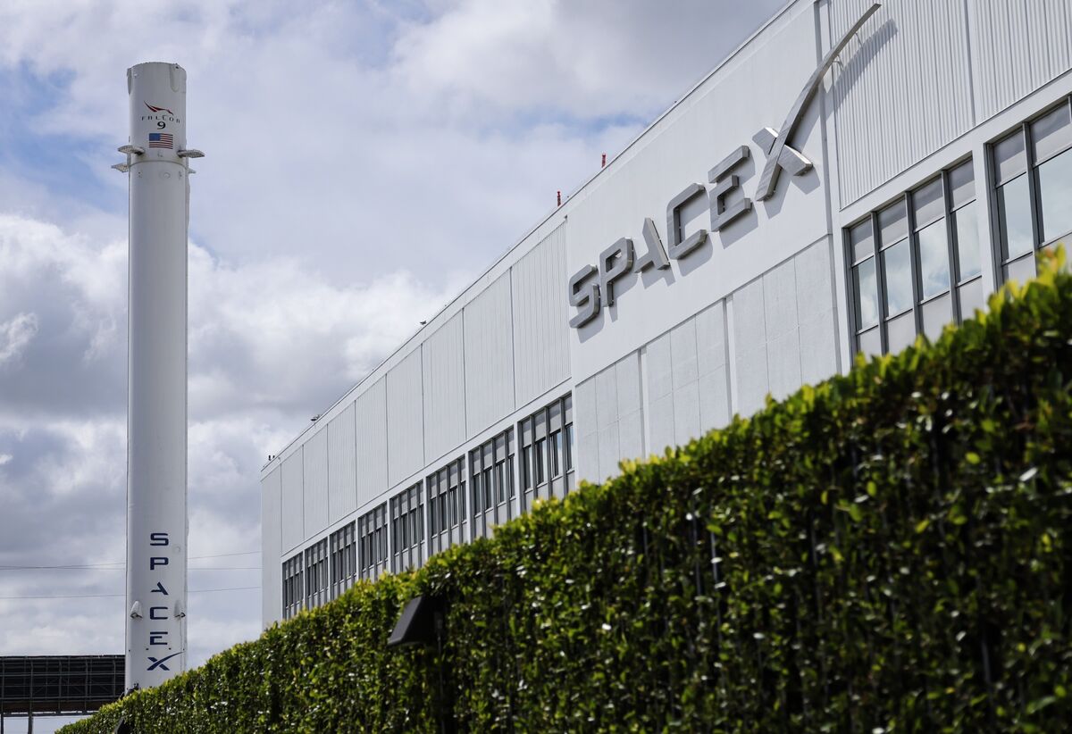 From London to Sydney, Traders Ready to Watch SpaceX's Historic Stock Market Debut