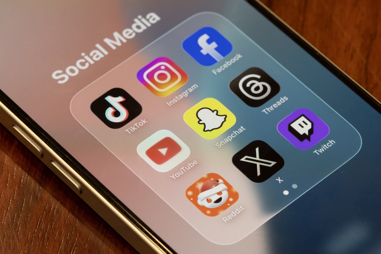 Facebook and Instagram Recover After Global Outage: Services Return to Normal