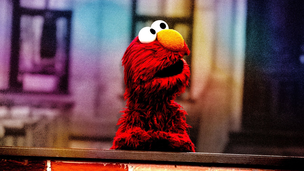 Elmo Told New Yorkers to Play Nice During the NBA Finals — They Were Not Having It