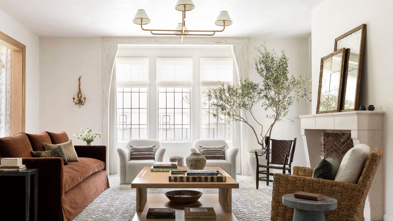 The Designer Secret for Picking Paint Colors That Work With Your Light: The 10 AM vs 10 PM Palette
