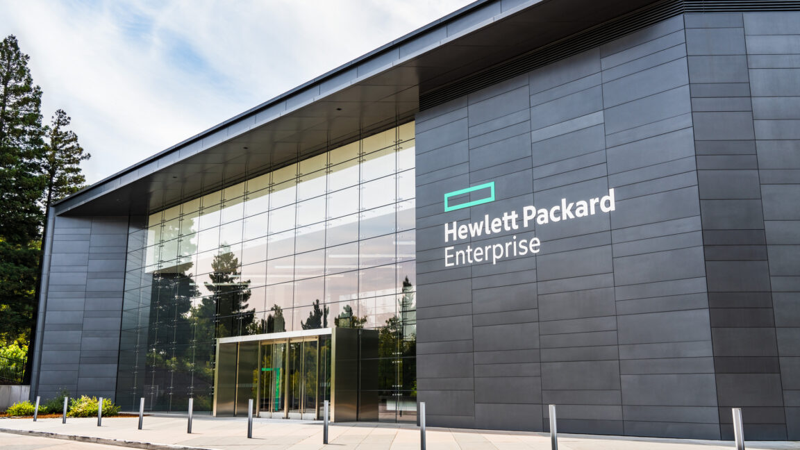 Year of Free HPE Software a 'Step in the Correct Direction' in VMware Rivalry