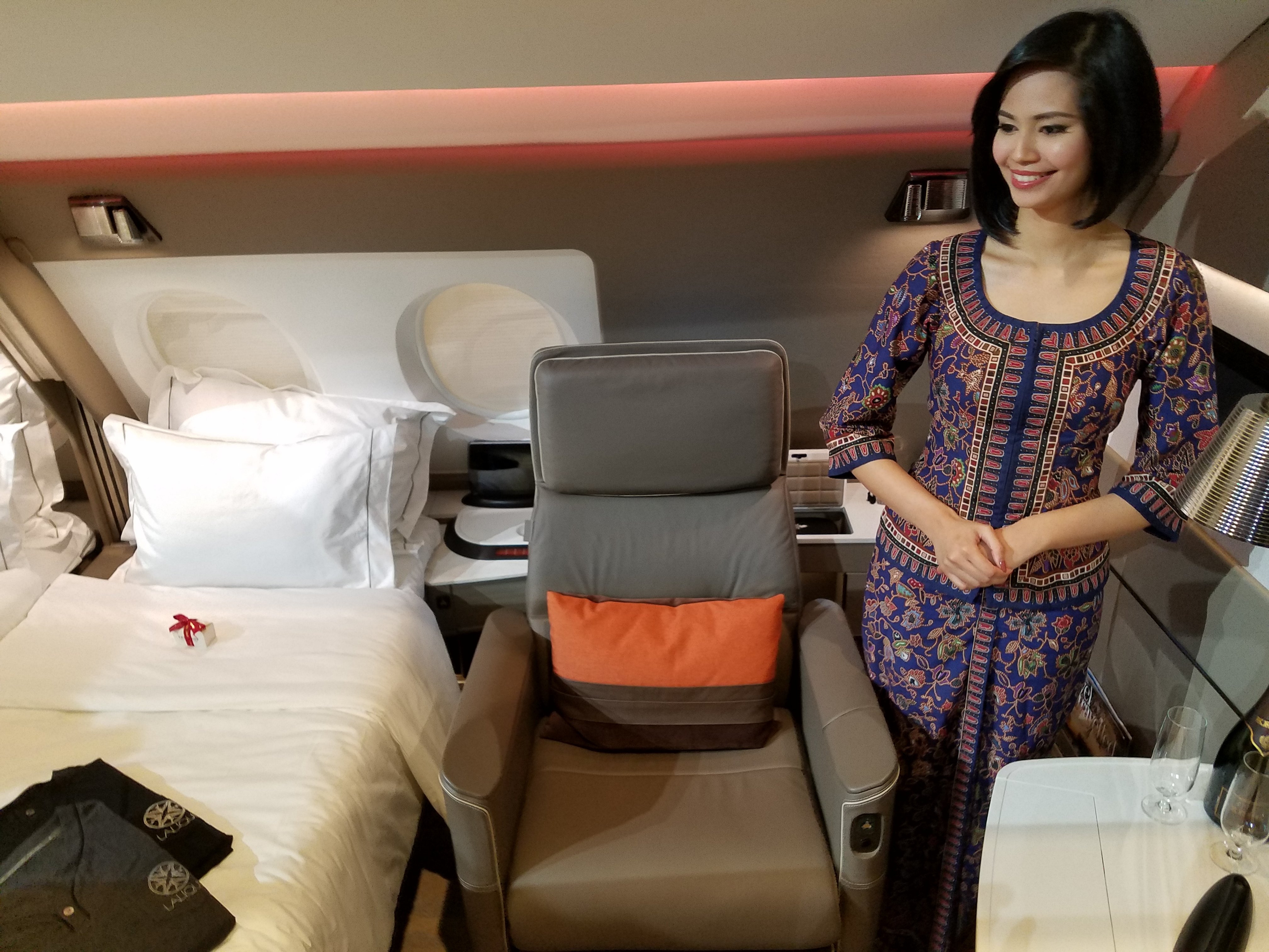 Best Rewards Card Offers Right Now — Up To 200,000 Points In Bonuses For Premium Travel [June 2026]