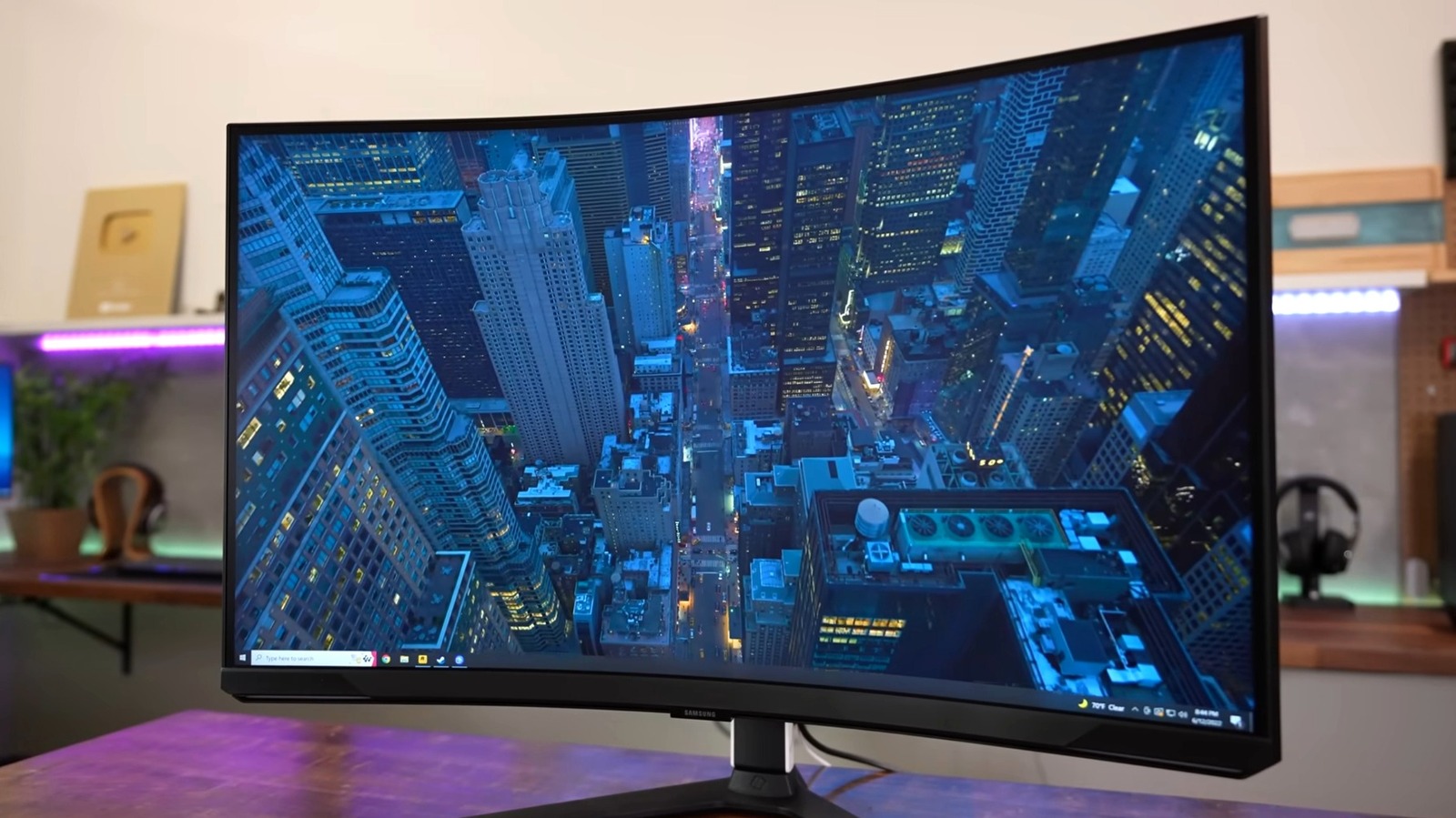 5 Reasons Why People Are Ditching Their Mini LED Monitors for OLED