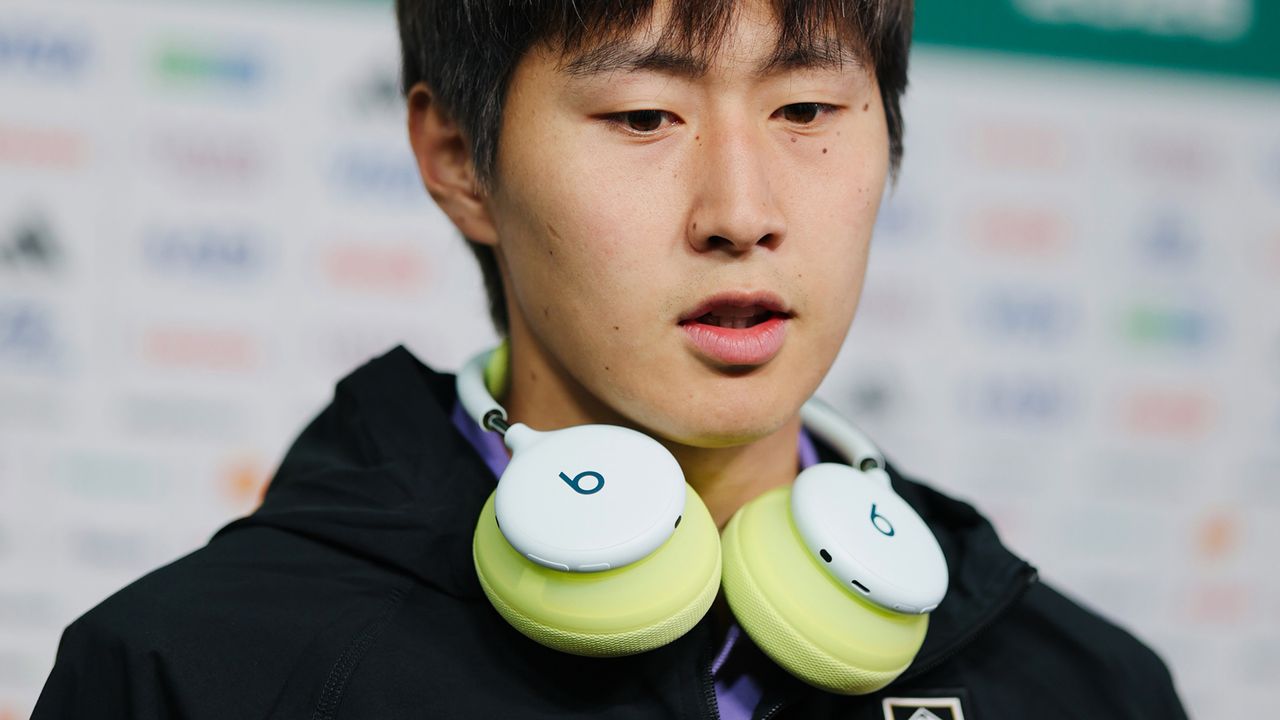 Beats' Mystery Headphones Appear Again — And They Look Customisable