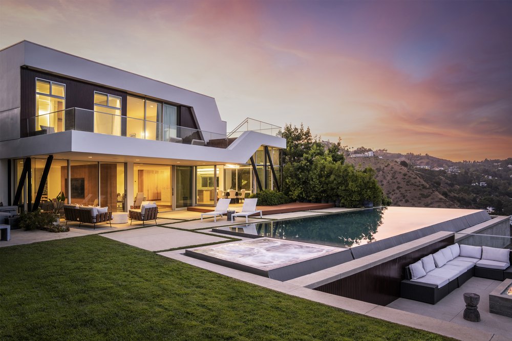 'Entourage' Star Jeremy Piven Finally Sells His Modern Mount Olympus Mansion for $6.9 Million