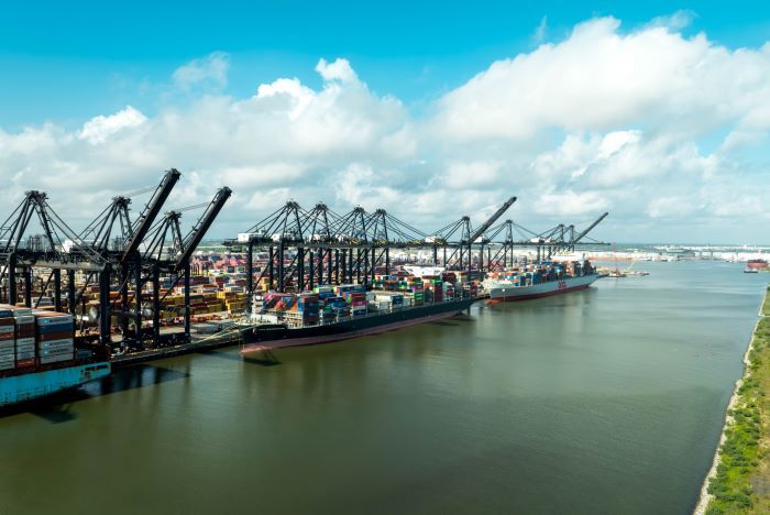 Bitcoin Miner Sues Zim and Port of Houston Over Unfair Per-Diem Fees on Delayed Cooling Towers