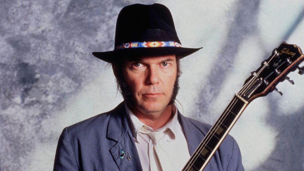 Neil Young's Bohemian Living Room Sofa Trailblazed a Storyful '60s Design Trend That Will Be Everywhere in 2026