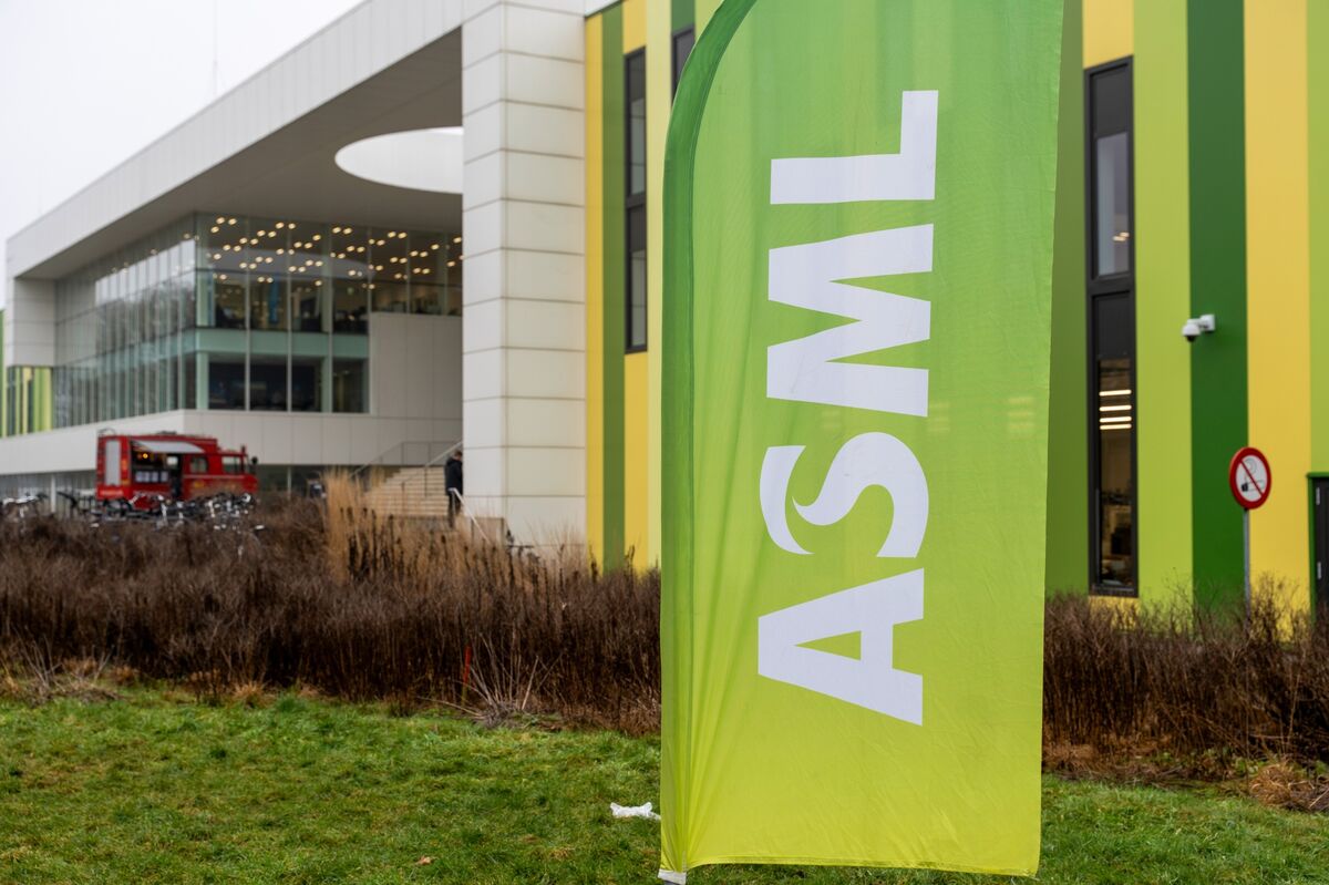 ASML Hits Record Highs But Remains Undervalued Compared to Peers
