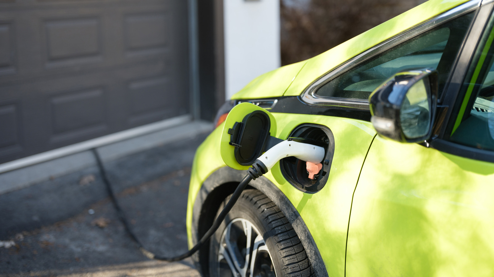 Want an EV That Actually Holds Its Value? iSeeCars Names the Top Picks