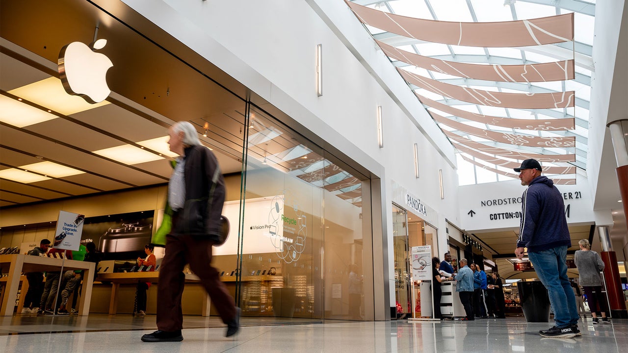 Apple Is Closing Three Stores in 2026: What Declining Malls Mean for the Future of Retail