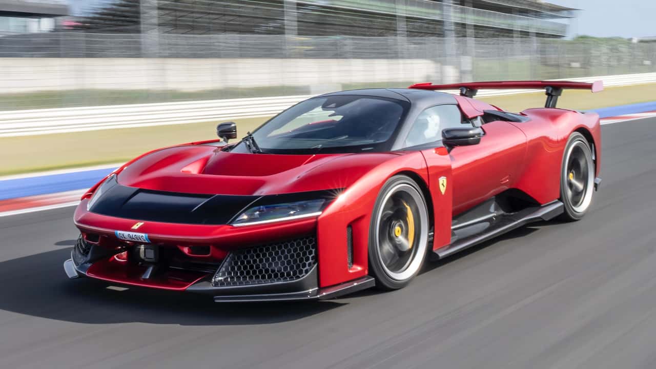 Rassurez-vous : Ferrari n'arrêtera pas de fabriquer des voitures à essence