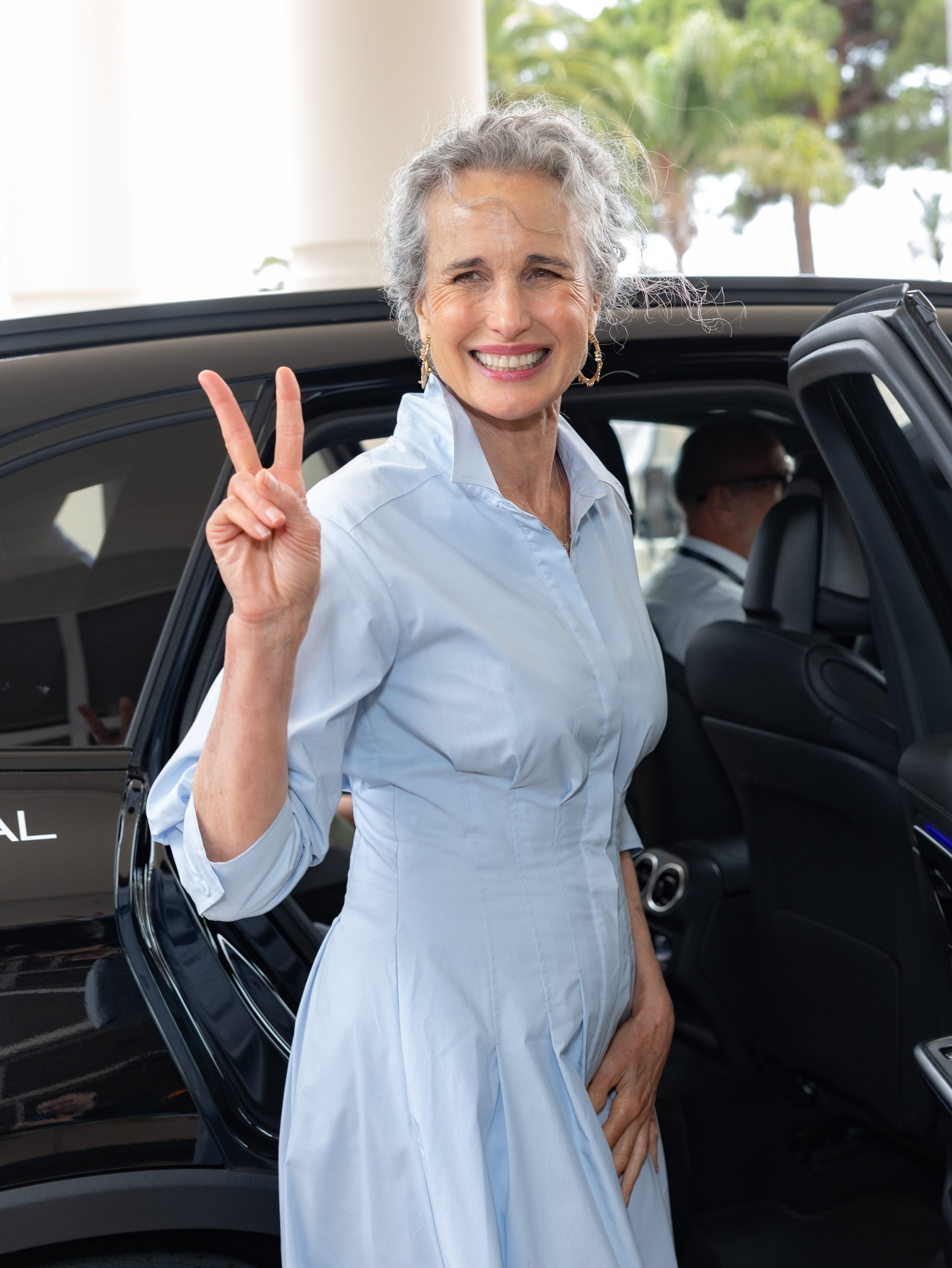 Andie MacDowell Just Made Silver Shoes Look Incredibly Chic