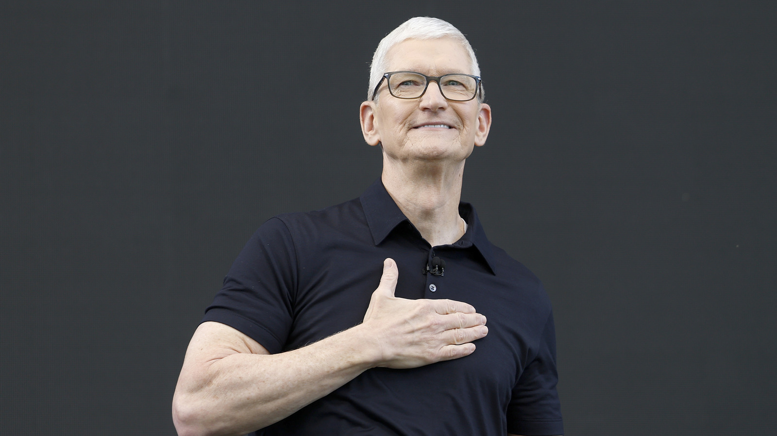 Tim Cook Says Apple Price Increases Are 'Unavoidable' Due to Memory Crunch