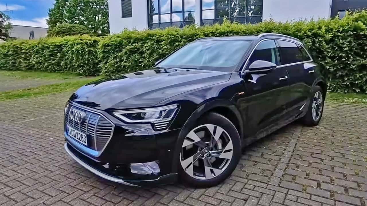 Cette Audi e-tron d'occasion a fait perdre une fortune à son premier propriétaire, mais sa batterie tient encore la route