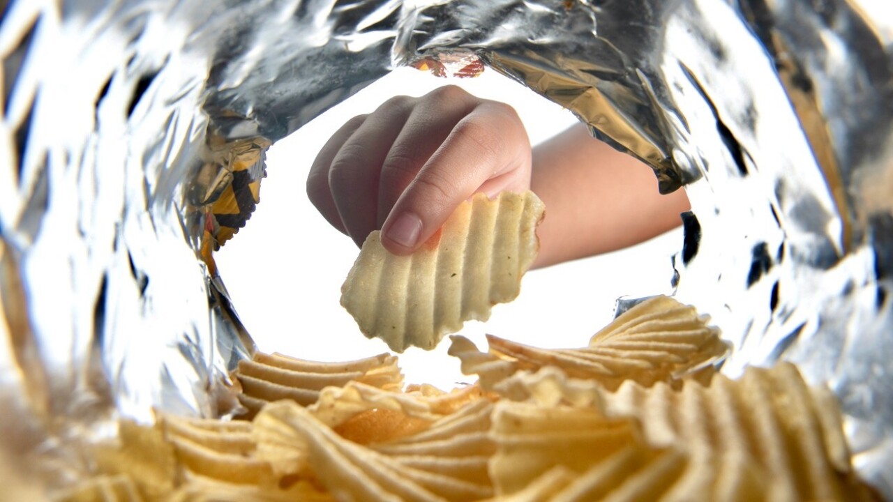 Mexico's Junk Food Ban in Schools Stalls IEPS Tax Revenue — Only 1.1% Growth Through April