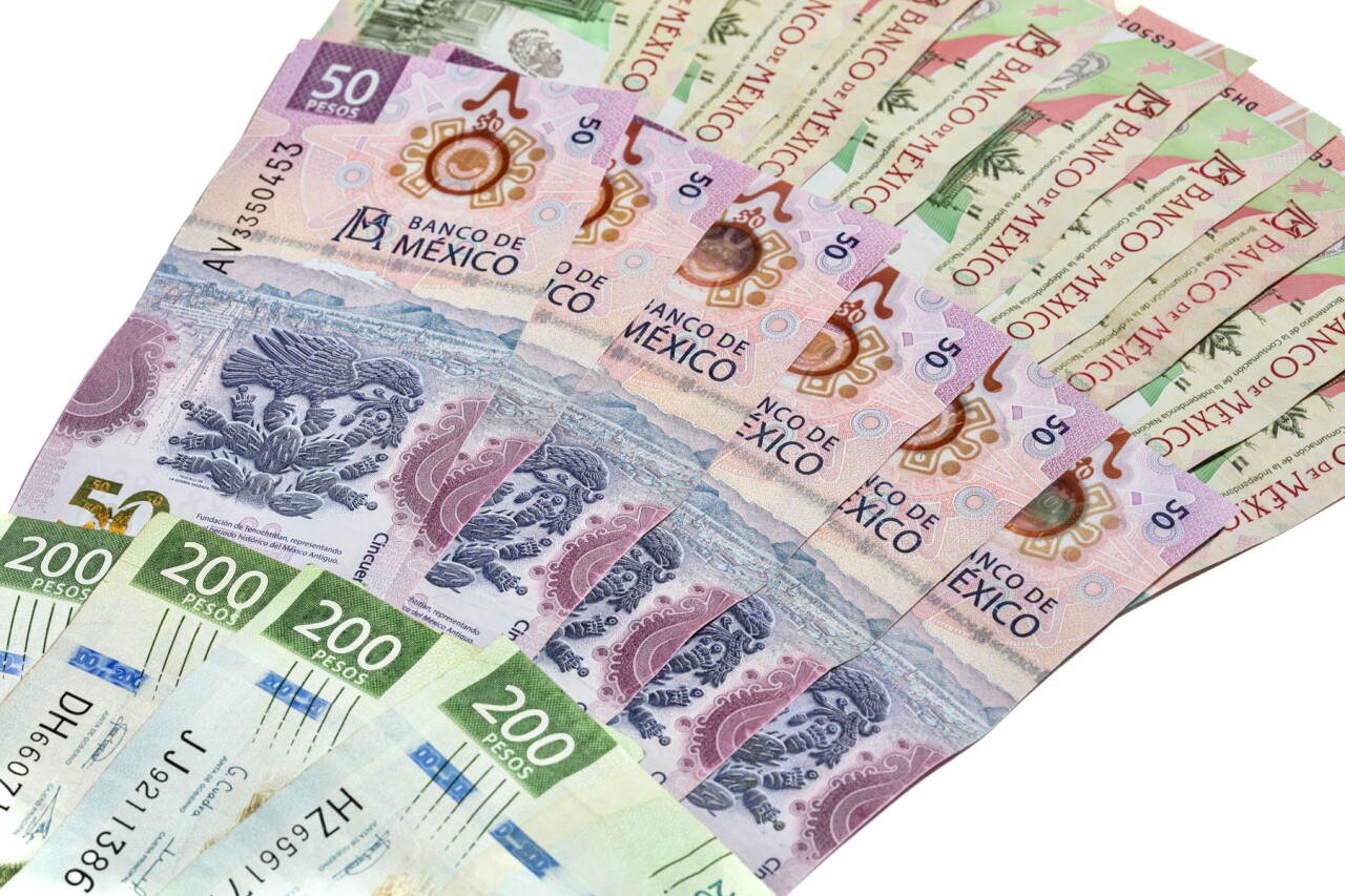 Mexico's Low External Debt: A Strategic Advantage Amid Credit Rating Pressure