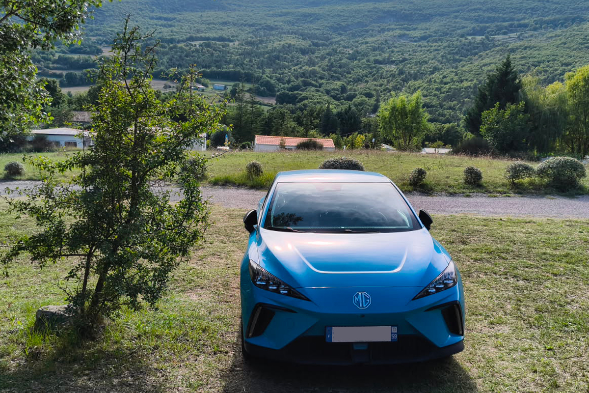MG4 et reconversion professionnelle : comment une voiture électrique peut changer une vie après un licenciement