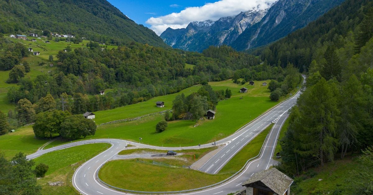 Perdu à la frontière allemande, un conducteur suisse finit en prison pour 1 800 € impayés