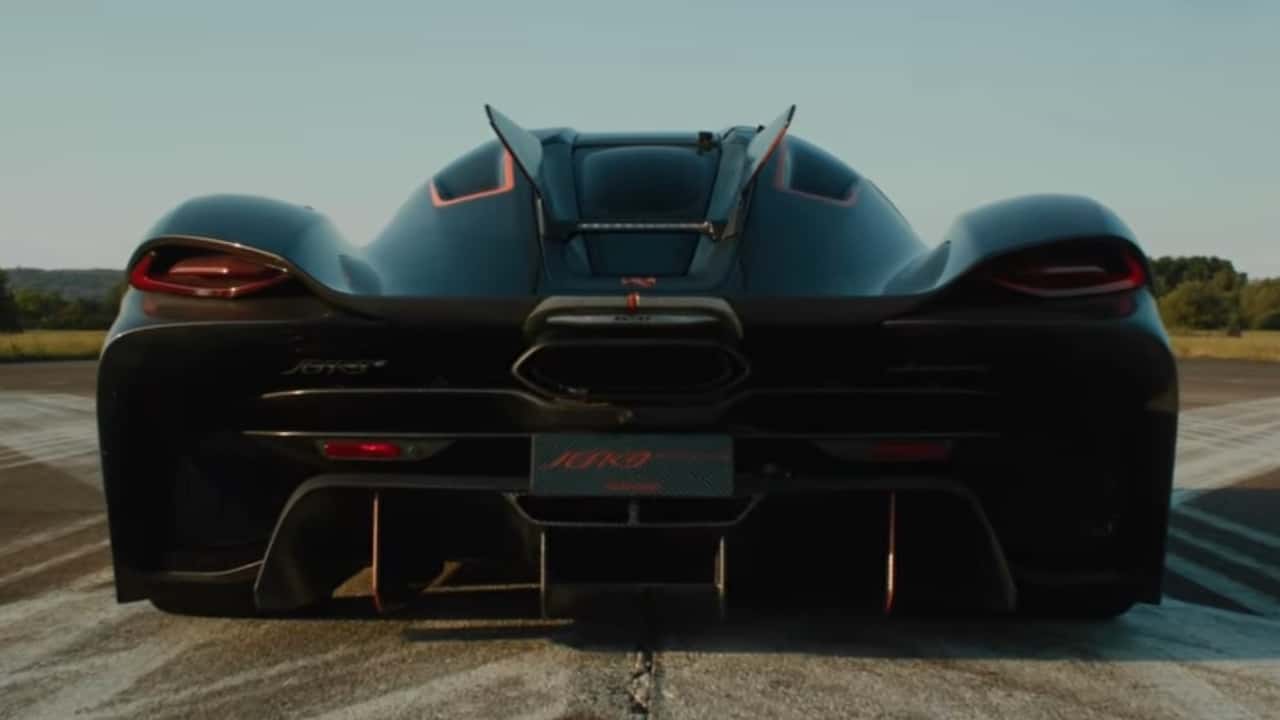 Koenigsegg Jesko Absolut Smashes Quarter-Mile Speed Record for Production Cars