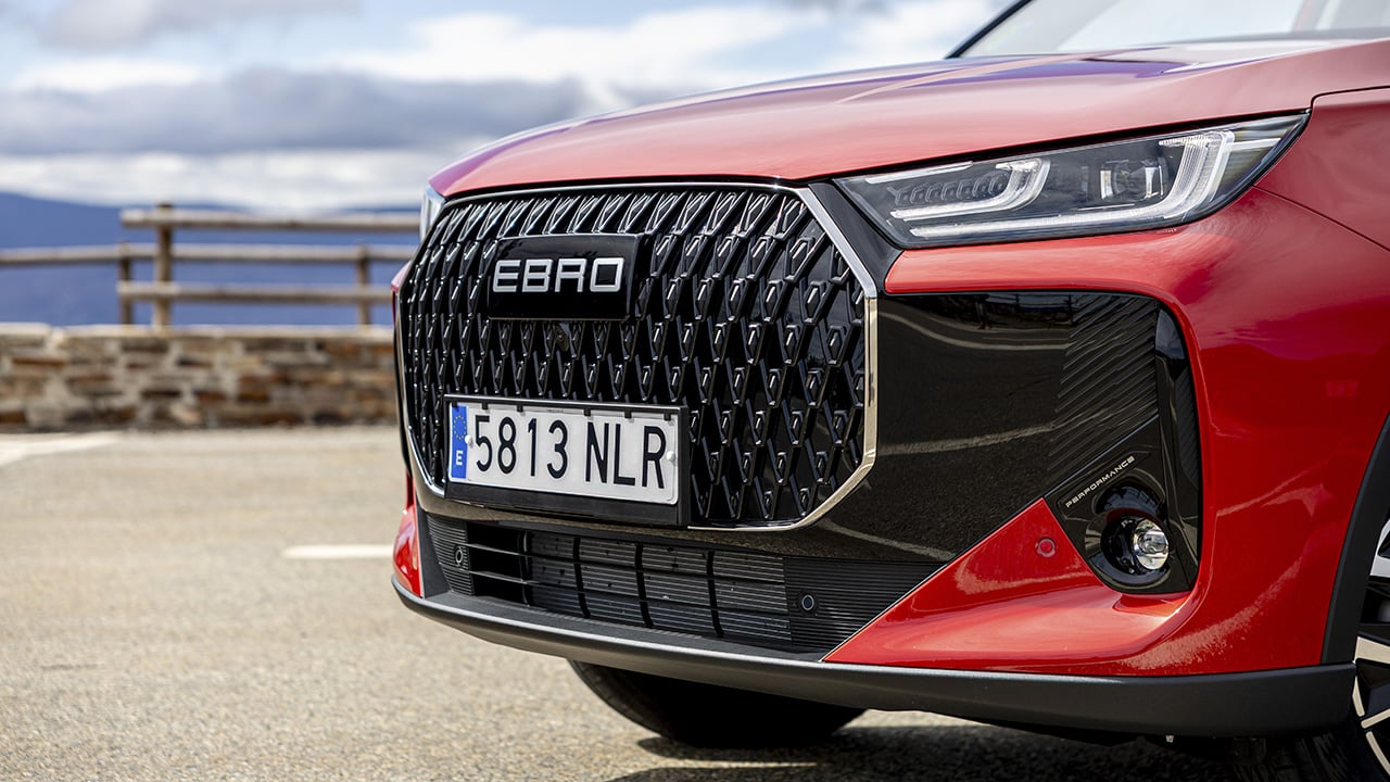 EBRO S700 HEV con 5.300 € de descuento y etiqueta ECO: el SUV híbrido que desafía al Dacia Bigster y al MG HS