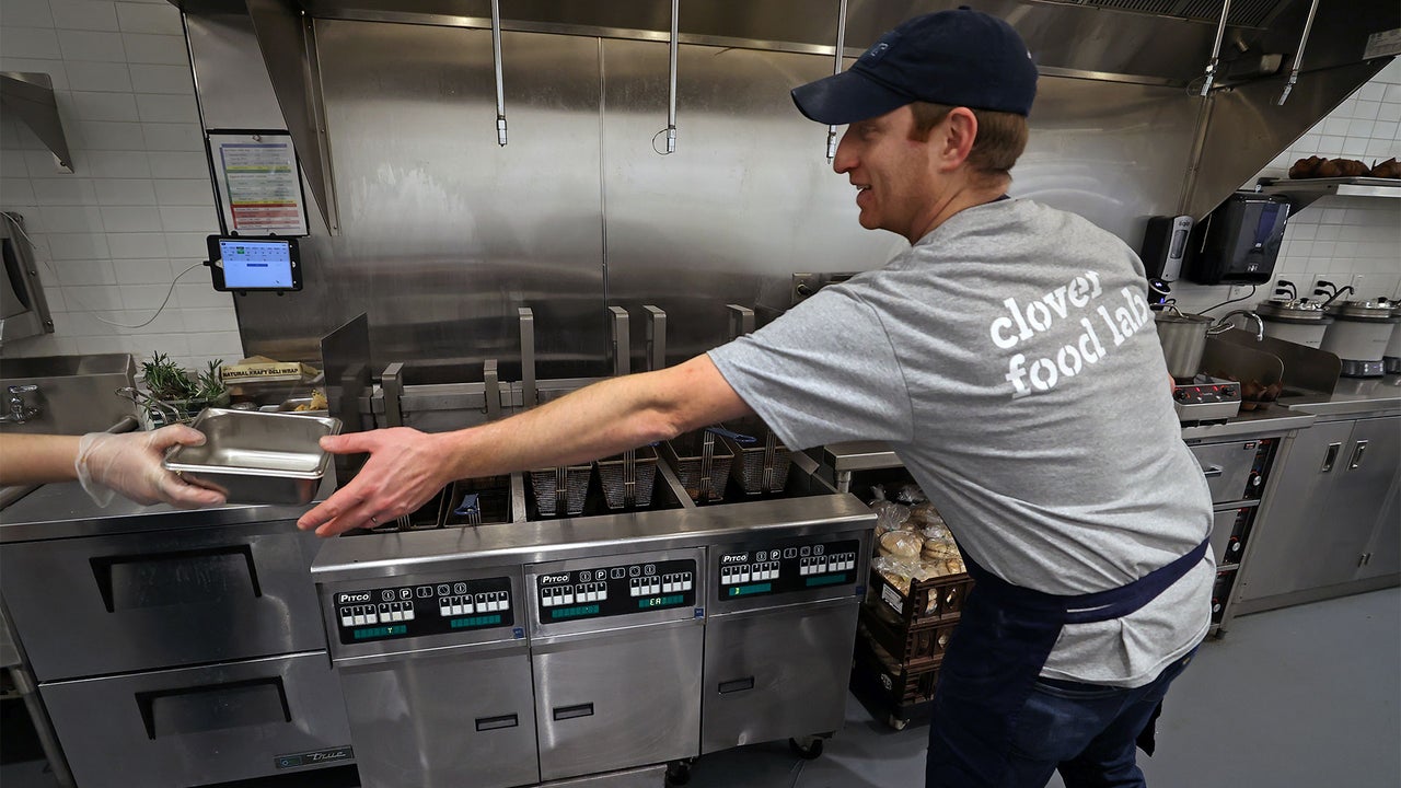 Clover Food Lab Is Coming Back: Beloved Vegetarian Chain to Reopen Selected Locations After Emotional Fan Outcry