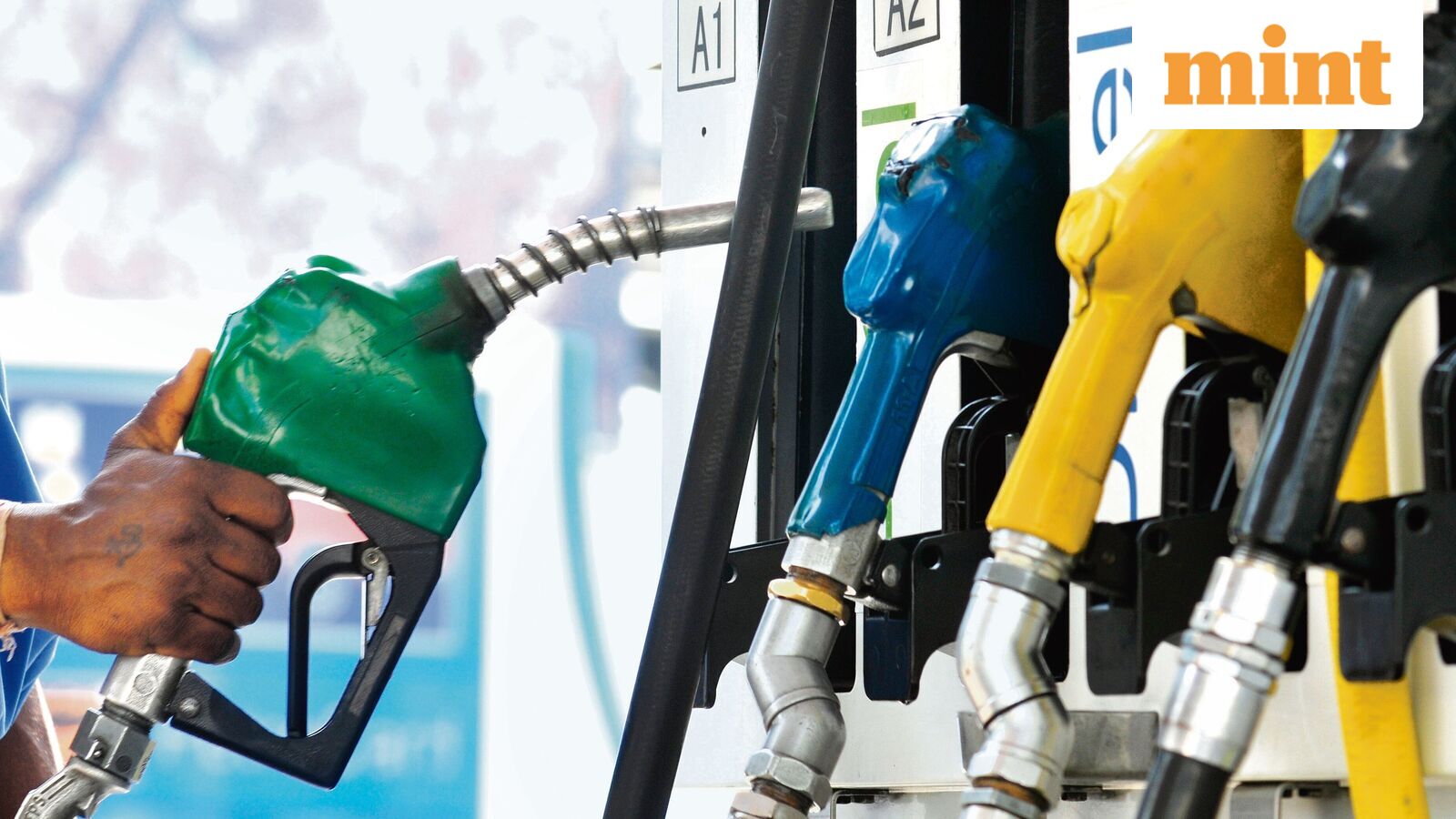 Petrol and Diesel Prices on June 3, 2025: Check Today's Fuel Rates in Delhi, Mumbai, Bengaluru, Kolkata and Other Major Cities