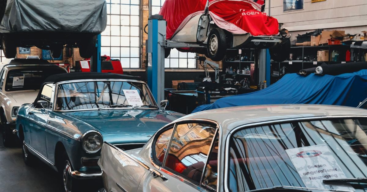 Cinq voitures de collection brûlent dans un garage privé à Chalon-sur-Saône