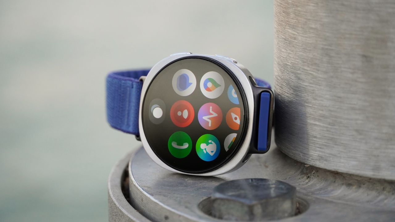 Samsung Galaxy Watch 9 vs. Google Pixel Watch 4: To Wait or Not to Wait?